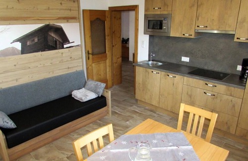 Oberperfuss Apartment | App. Sunflower/2 bedrooms/shower/WC - Studlerhof Hörtnagl