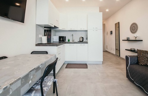 Villaggi Apartment | Appartamento Ferdi - Lakeside L&B