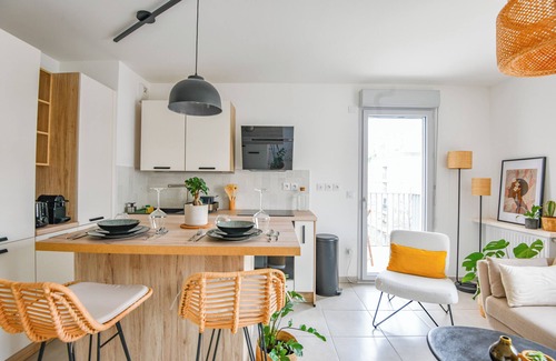 La Joliette Apartment | Appart 1 ch avec balcon et parking à la Joliette