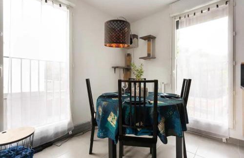 Eysines Apartment | Appart avec 3 chambres au pied du TRAM avec internet !