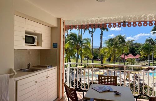 Gros Raisins Apartment | Appart avec piscine et vue mer - TIC