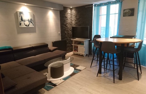 Cauterets Apartment | Appart Centre - 4 Pers -