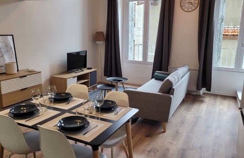 Cret de Roc Apartment | Appart’ entièrement rénové centre ville St Étienne