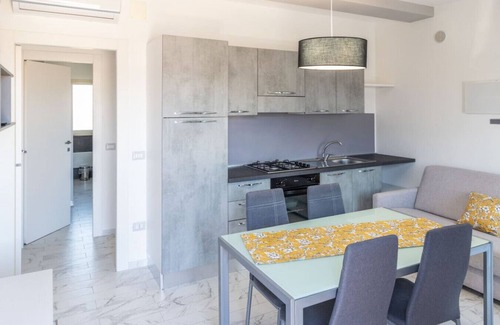 Sant'Agata di Militello Apartment | Appartamento Piano Terra con Cortile Privato e Piscina