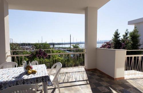 Fertilia House | Appartamento 150 mq in villa sul mare a Fertilia