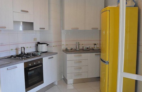 Lacco Ameno House | Appartamento Lindora C: A bright and elegant apartment that is part of a villa situated in a quiet location, a few minutes from the town center, with Free WI-FI.