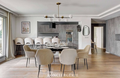 Parchamp–Albert Kahn Apartment | Appartement Luxe - 5 Chambres aux Portes de Paris