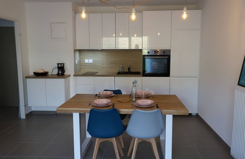 La Balme-de-Sillingy Apartment | Appartement au Calme en rez de Jardin Dans Résidence Neuve