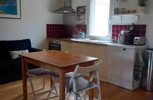 Sollies-Ville Apartment | Appartement à 15 minutes de Hyères et ses plages