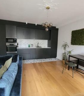 Quartier de la Folie-Mericourt Apartment | Appartement Élégant & Chic à Paris