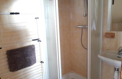 Albiez-le-Vieux Apartment | Appartement 2* au 1er étage d'une maison traditionnelle, central, près des pistes et commerces - FR-1-618-6