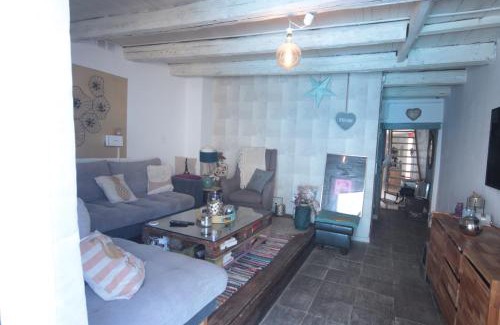 Vic-sur-Seille Apartment | Appartement 90 m2