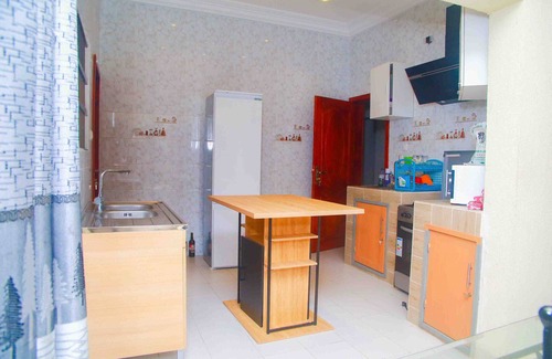 Littoral Department Apartment | Appartement Agréable Bien Situé et Sécurisé