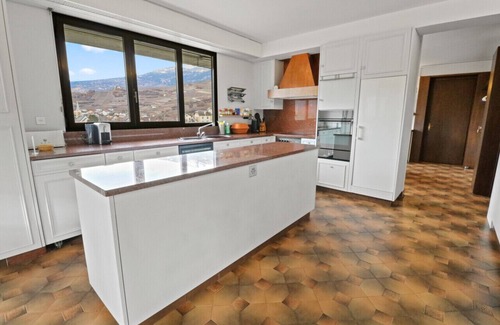 Salgesch Apartment | Appartement au Coeur du Vignoble