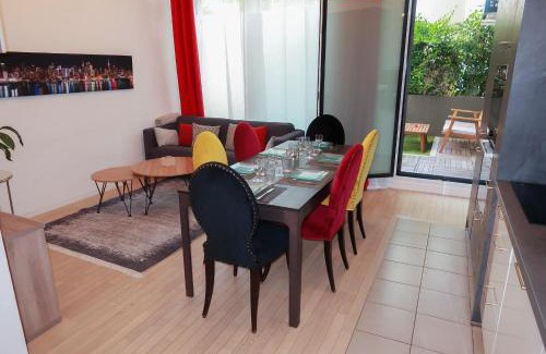 Quartier du Vieux-Pont - Sainte-Genevieve Apartment | Appartement chaleureux à 10 minutes de la Défense