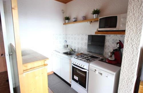 Chamrousse Apartment | Appartement confortable 8 pers à Chamrousse avec balcon, proche navette et équipements complets - FR-1-340-273