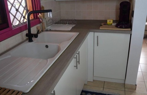 Komo-Mondah Apartment | Appartement cozy en résidence