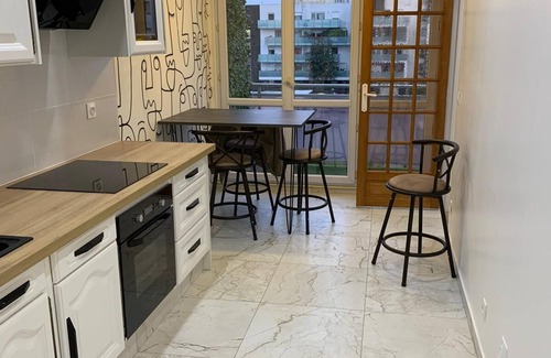 Bobigny Apartment | Appartement Face au Tram T1 Metro Pablo Picasso Résidence Calme et Sécurisée