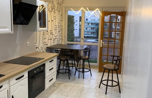 Bobigny Apartment | Appartement Face au Tram T1 Metro Pablo Picasso Résidence Calme et Sécurisée