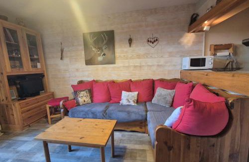 Les Deserts Apartment | Appartement familial au Revard Vue imprenable et accès direct aux pistes