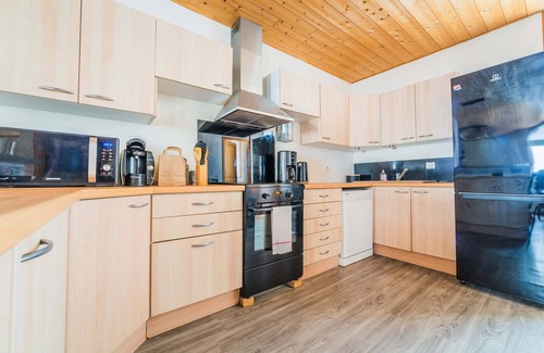 Brive-la-Gaillarde Apartment | Appartement chalereux - 2 chambres