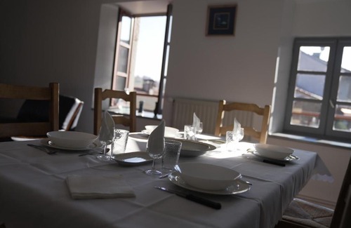 Chalmazel-Jeansagniere Apartment | Appartement spacieux au pied des pistes