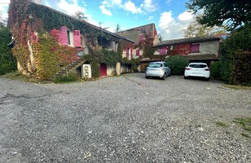 Le Poet Apartment | Appartement Le Licol