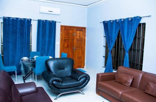 Abomey-Calavi Apartment | Appartement meublé de standing - 2 Chambres