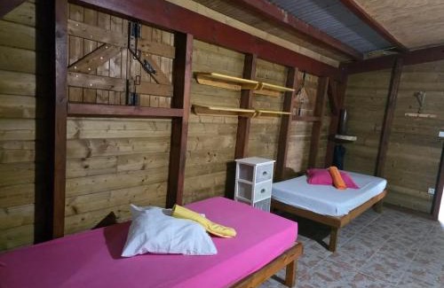 Goyave Apartment | Appartement moderne à Goyave avec jardin et terrasse