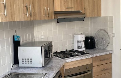 La Ville Haute Apartment | 🏡 Appartement Moderne en Location Saisonnière - 2 Chambres Doubles - Kénitra