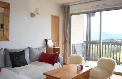 Pyrenees 2000 Apartment | Appartement rénové 2 pièces cabine proche pistes avec balcon exposé sud - FR-1-592-55