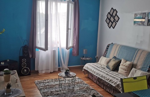 Cours la Ville Apartment | Appartement T2 au Calme Avec Belle vue sur la Vallée - La Fregate