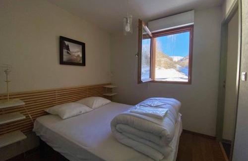 Sers Apartment | Appartement T2 confortable, 4 pers., garage, WIFI, Barèges, proche thermes et ski-bus - FR-1-403-97