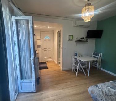 Paray-Vieille-Poste Apartment | Appartement T2 Paray vieille poste