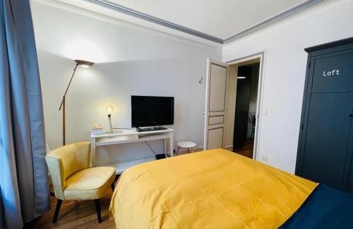 7th Arrondissement Apartment | Appartement Tour Eiffel - Invalides