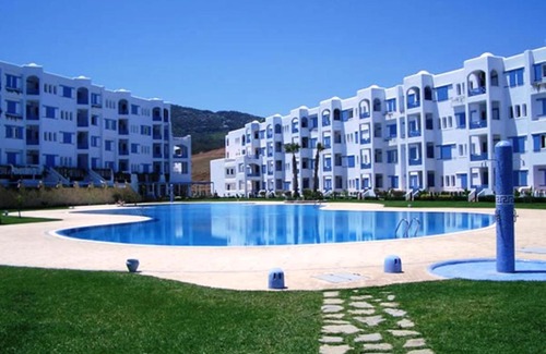 Marina Smir Apartment | Appartement vue sur la piscine dans la résidence de Jawhara Smir