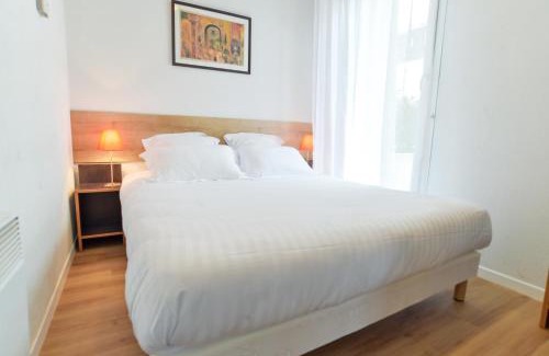 8th Arrondissement Apartment | Apparthotel Privilodges Lyon Lumière