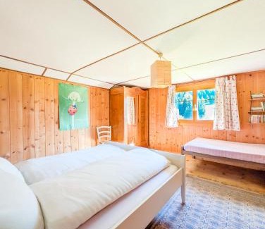 Ormont-Dessous Apartment | Appt dans chalet en pleine nature aux Mosses