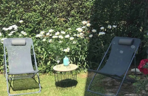 Blonville-sur-Mer Apartment | Appt in residence with garden for 4 people/Nearby (200m) sea and town center