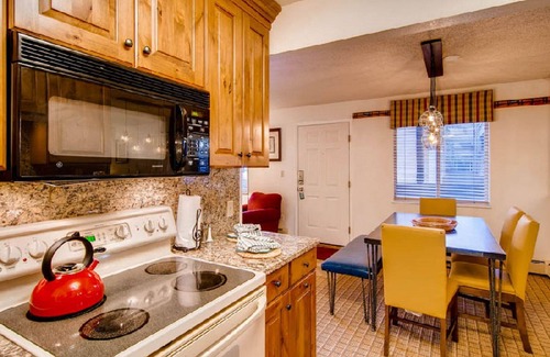 Vail Condo | April 2020 in West Vail! 2-bed condo! (1-bed option) Snow is here!