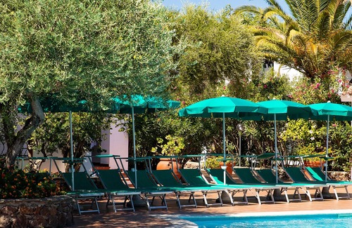 Sas Linnas Siccas Apartment | Apt. Dorata 2A with shared Swimming Pool