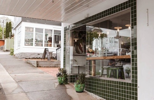 Devonport Apartment | Apt with Aircon & Loft Bedroom, Great Location