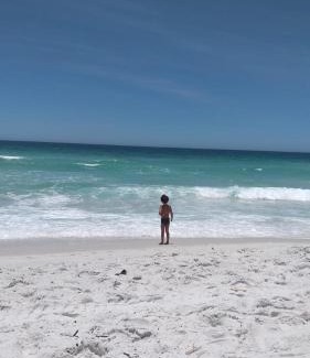 Foguete Apartment | Apto Pé na Areia - Wi-Fi Gratuito - Tranquilidade à beira mar