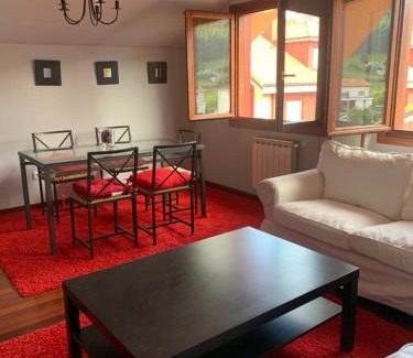 Gibaja Apartment | Apto Rio Asón, desconexión total con Piscina y vistas espectaculares