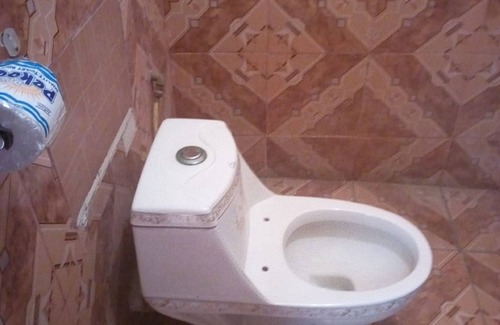 Mai Mahiu Hotel | Aqua Lodge