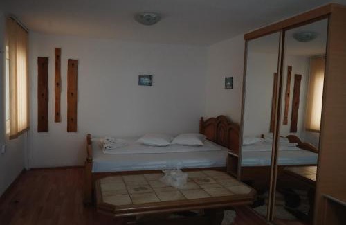 Campulung Moldovenesc House | Aquasalis