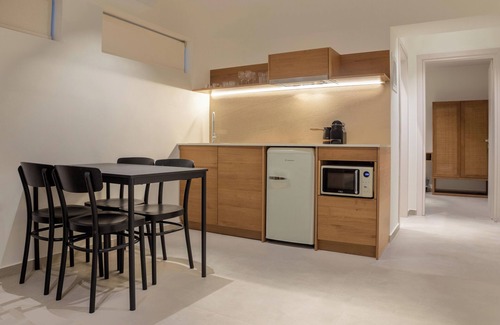 Tolo House | Arancia Elegant Rooms and Suites