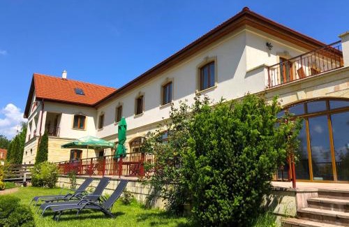 Telkibanya Hotel | Aranybánya Hotel