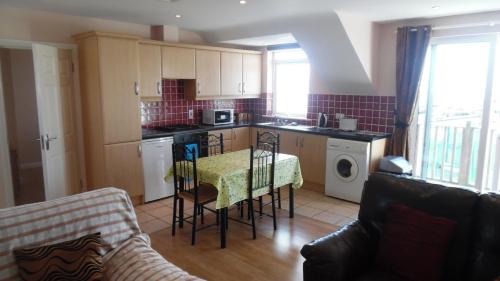 Malinmore House | Aras Ghleann Cholm Cille