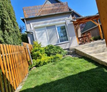 Szarvas House | Arborétum Nyaraló Szarvas - Kültéri jakuzzival